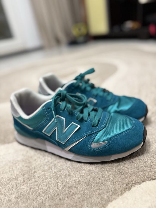 Adidasi New Balance marimea 40.5