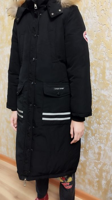 Продается куртка на девочку