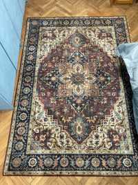 Уютен персийски килим