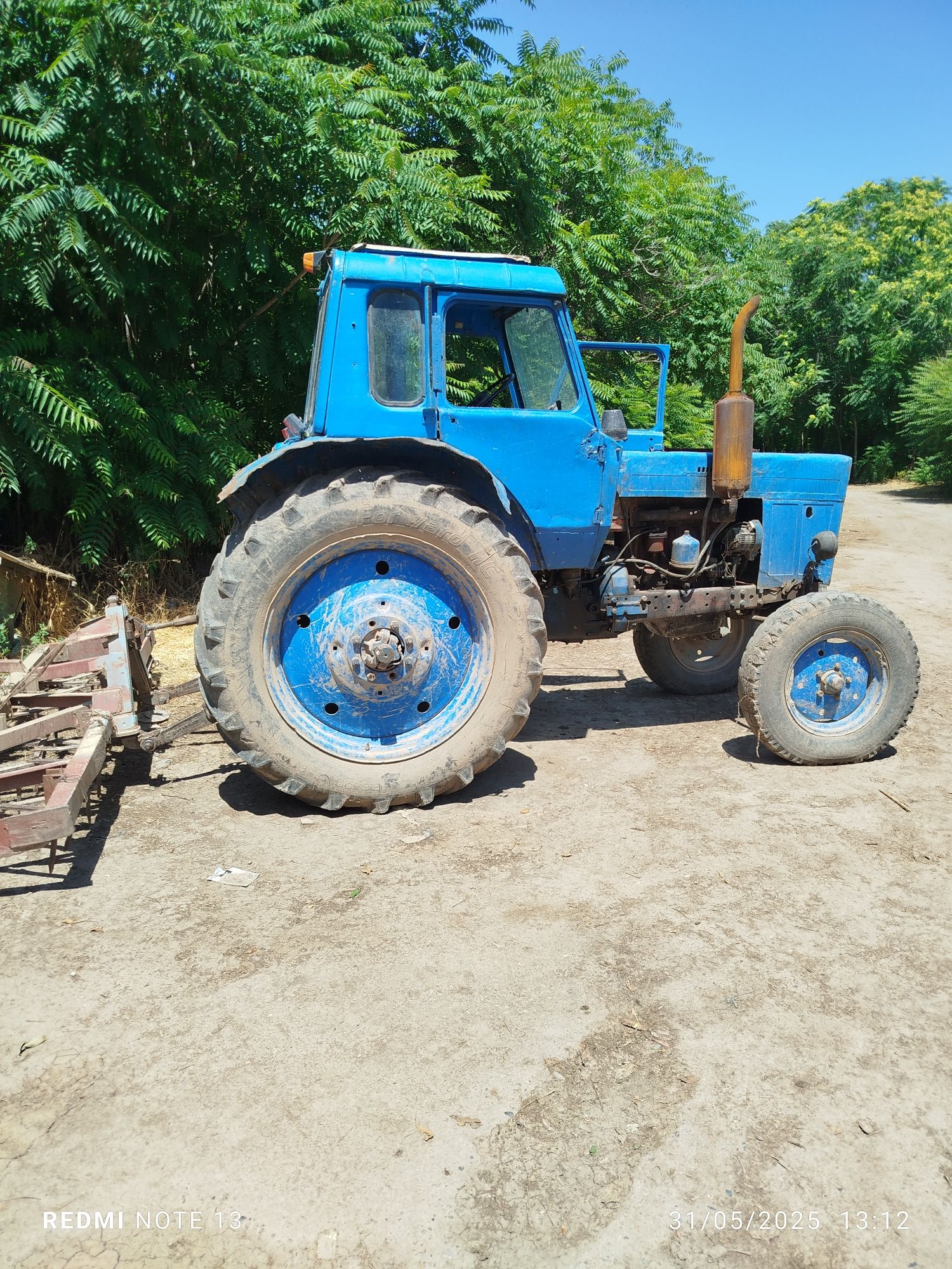 MTz 80. sotiladi