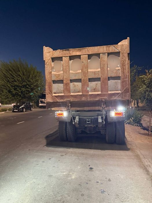 Cams zavod gaz 2013 yilli. Probegi 300.000 moshina ishlab turibti.