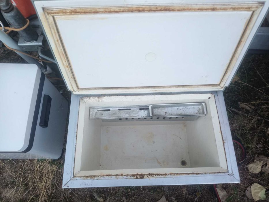 Хладилна ракла на газ, 12в. и 220в.  CampingGas CTL 175