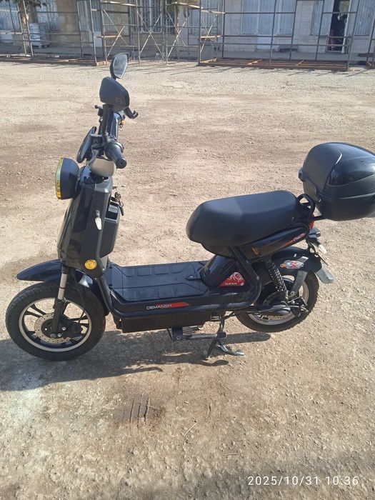 Продам электро скутер Деманш