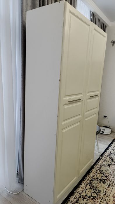 Продам шкаф можно на балкон, в прихожую