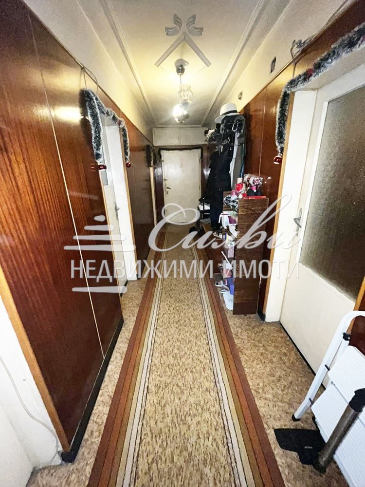 Продава се Четиристаен апартамент в Шумен, Куршум чешма - 99 кв.м за 1185 €/кв.м - Снимка #11