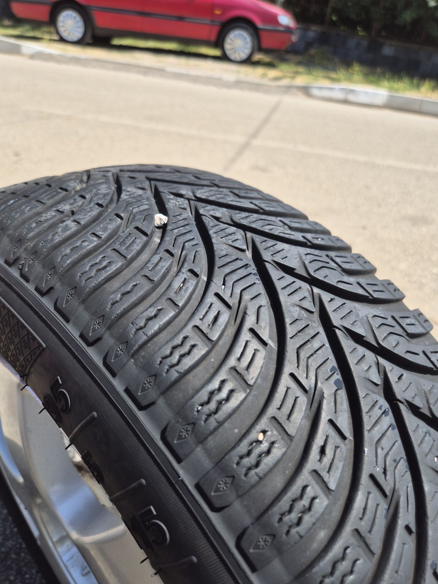 15" Джанти с гуми 5x100 6JX15H2 ET38