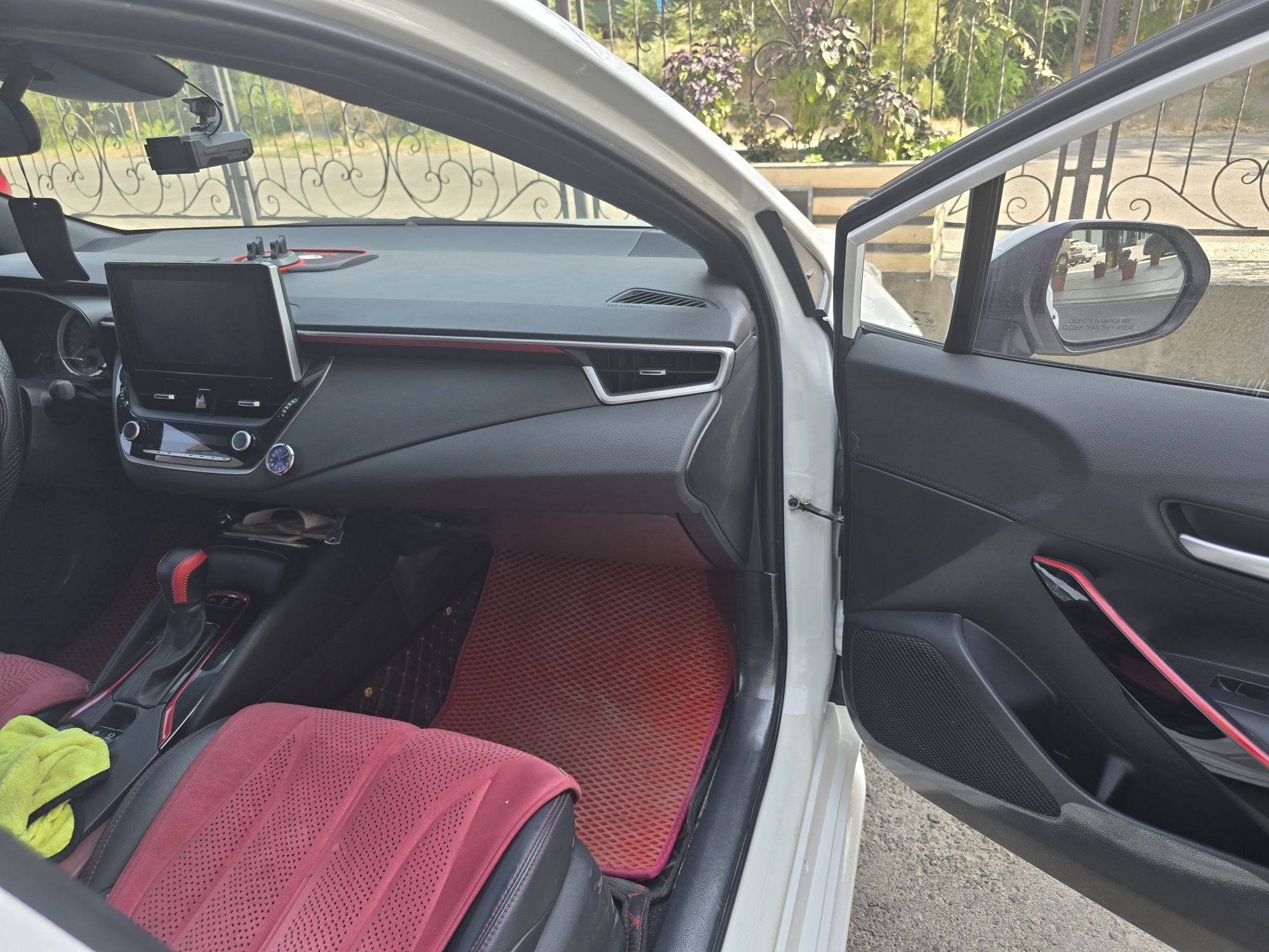 Toyota. corolla  levin 2022 sentyabr  oxirgi padzisa redlini  47000 k.