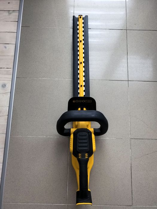 Акумулаторен храсторез DeWALT DCMHT563N, 18 V, 55 см