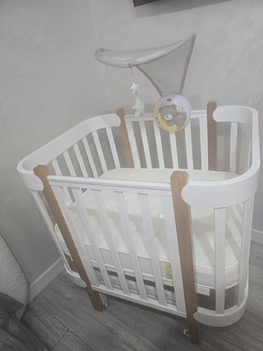 Продам манежку детскую