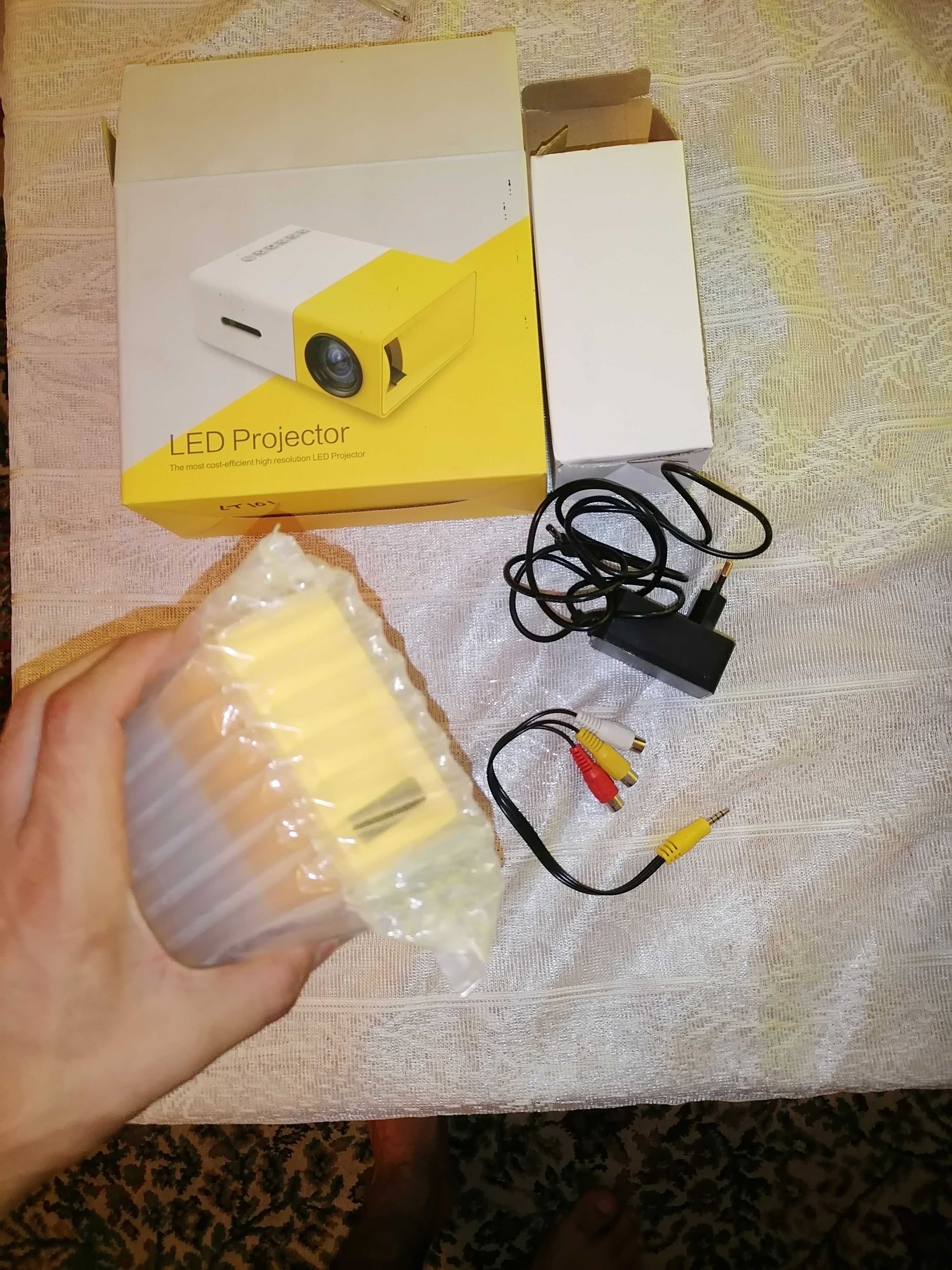 Mini Led Projector