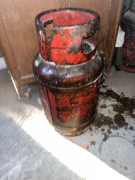 Газовые баллоны пустые