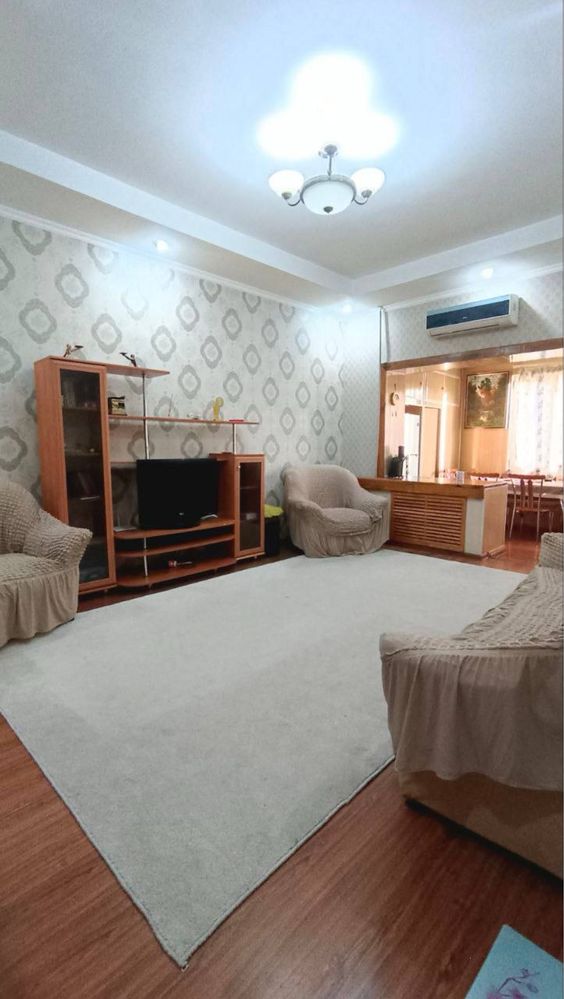 Продается 3х комнатная квартира , ор-р метро Ташкент