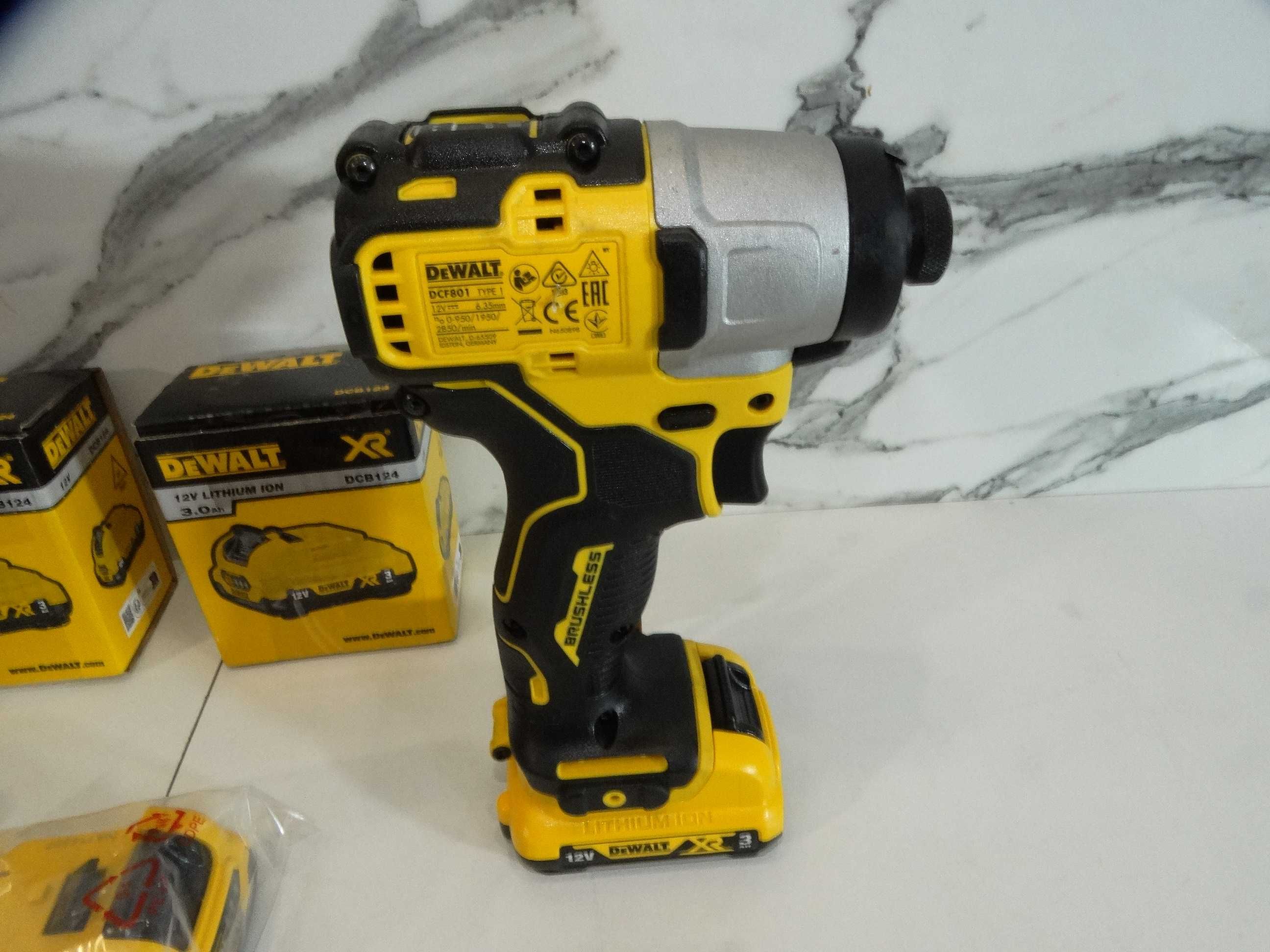 Dewalt DCF 801 / 2 x 3.0 Ah - Ултра компактен импакт драйвер - 163 Nm