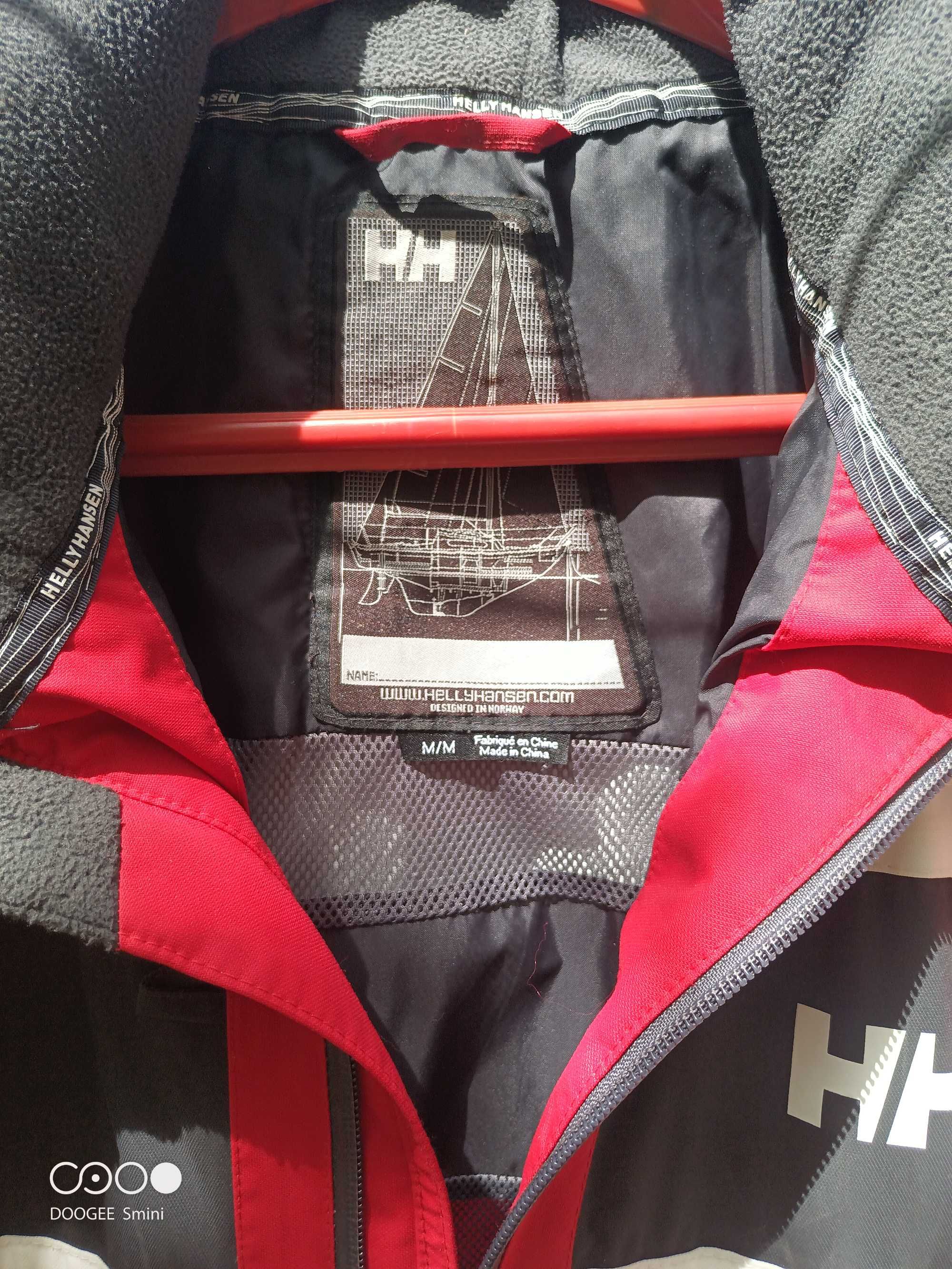 Яке Helly Hansen M Ветро и водоустойчиво