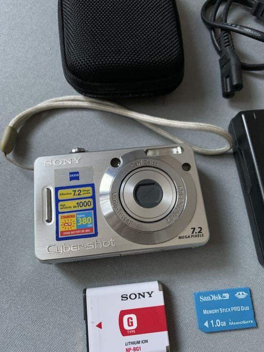 Aparat Foto Digital SONY Cyber-shot DSC-W55 Silver, Zeiss, Senzor CCC