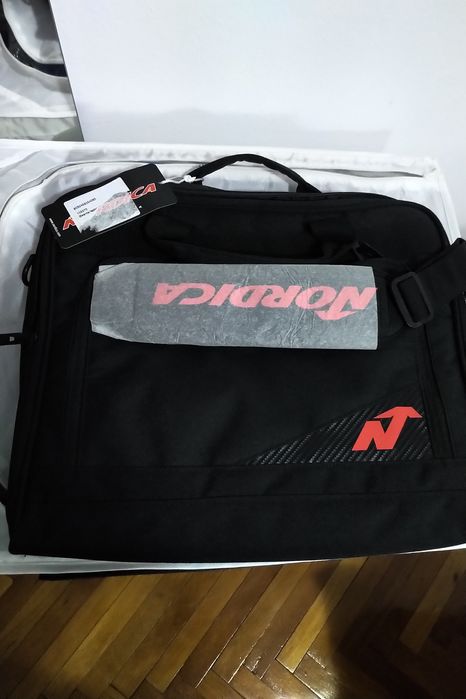 Geanta laptop Nordica