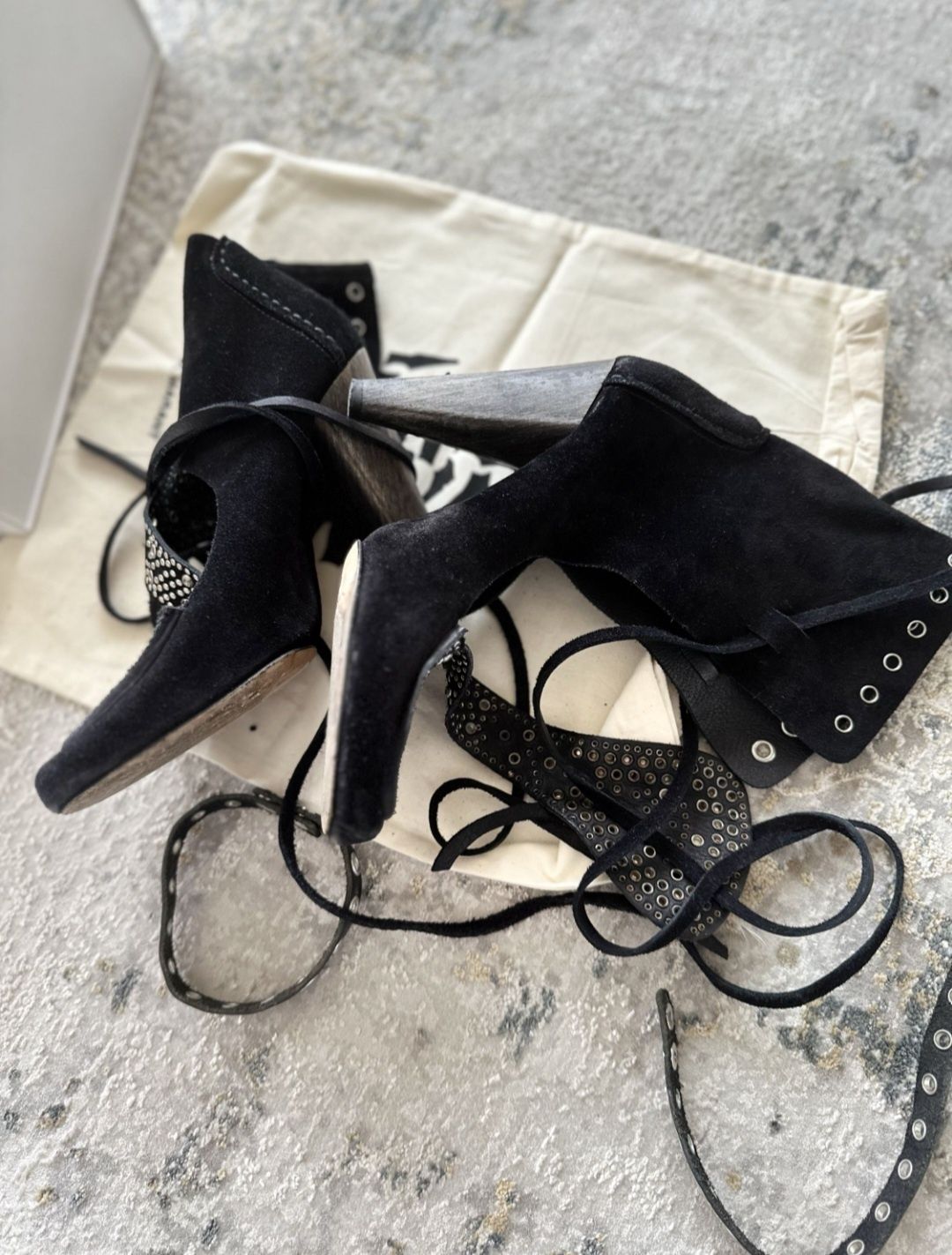 Pantofi Isabel Marant din piele intoarsa, 38