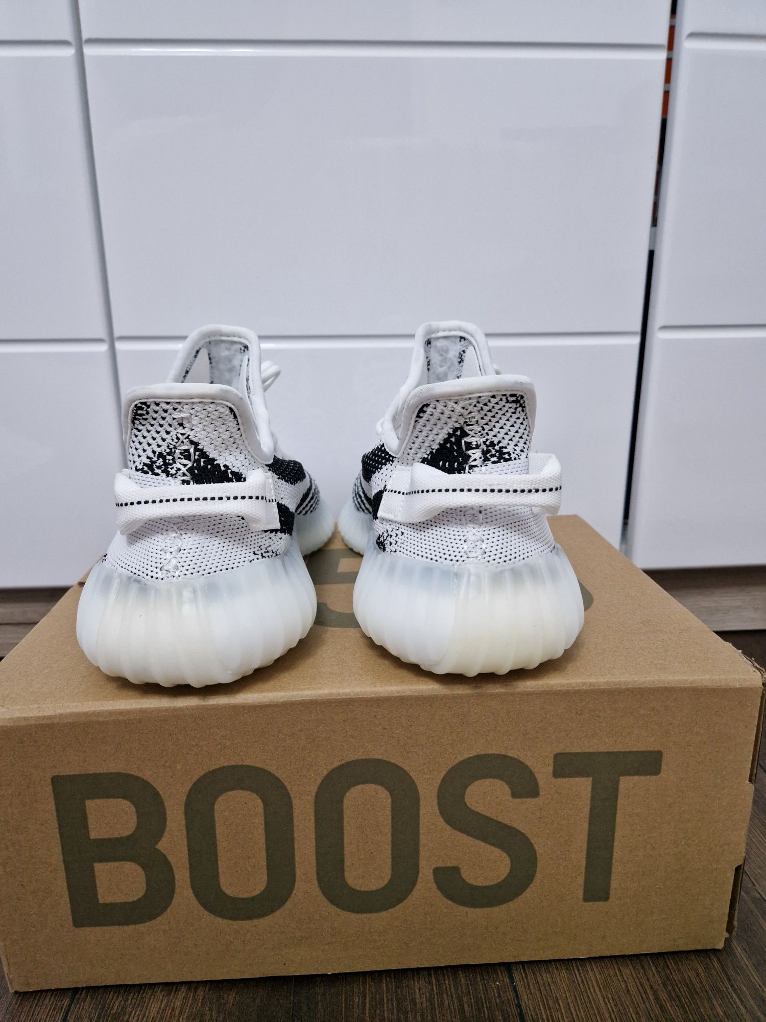 Yeezy Boost 350 V2