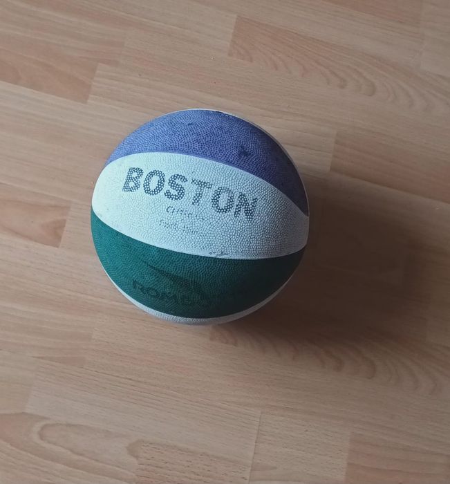 Minge de baschet si plasa pentru cosul de baschet