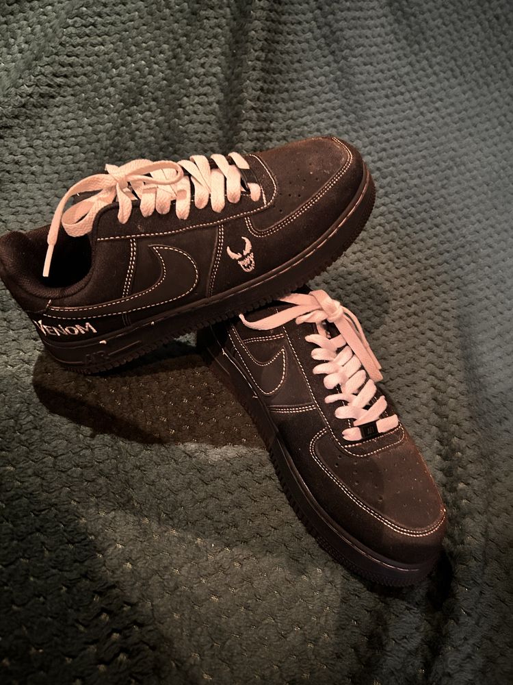 Nike af1 black venom
