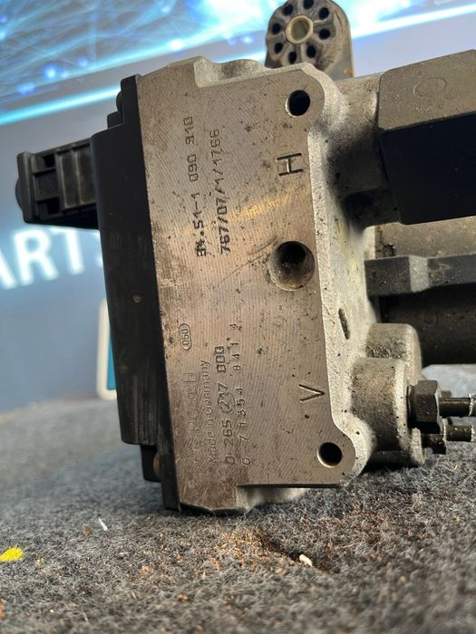 Bmw e39 2.5i 170ks Abs помпа мотор M52 модул