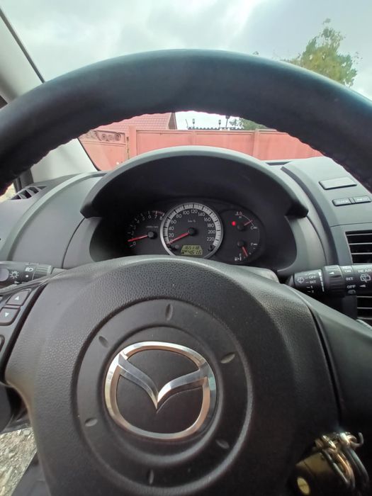 Vand Mazda 1,8 Benzina