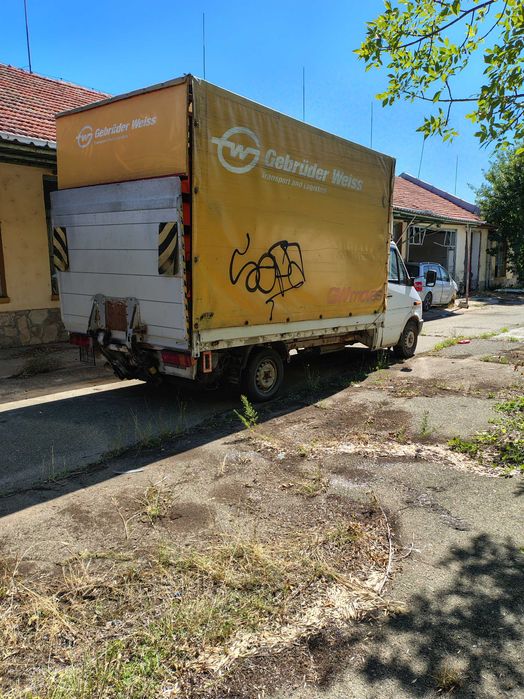 Продава се карусерия с брезент шпригли и падащ борд