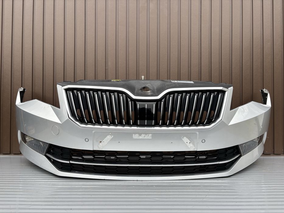 Bara fata Skoda Superb 3 cu 4 senzori cod de culoare LA7W 2015-2020