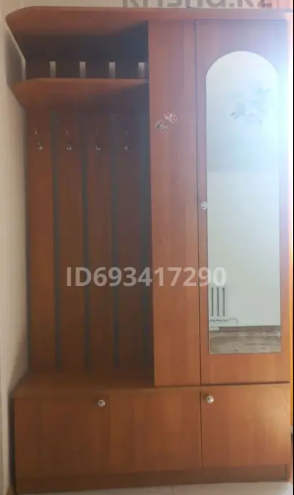 Продаётся бу шкаф прихожая. 2*1.20*42
