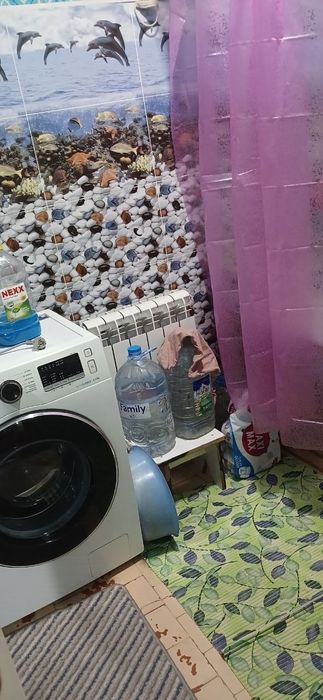 Tamiri yaxshi holatda gaz svet issiq suv sovuq hamma sharoit  mavjud.