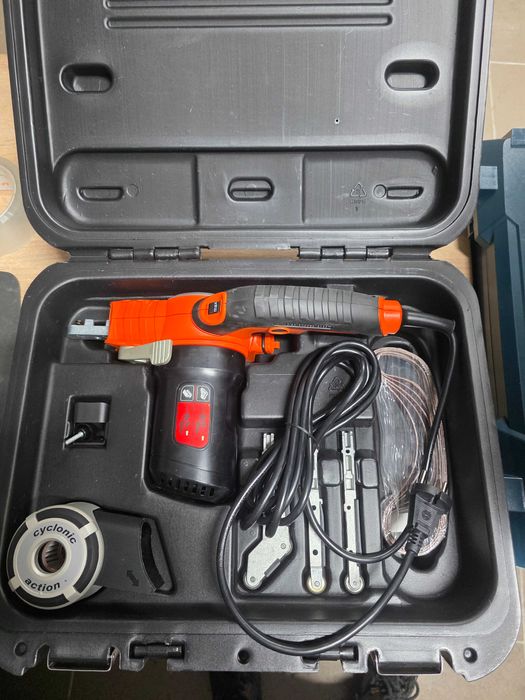 Pilă electrică cu fir BLACK+DECKER KA902EK-QS
