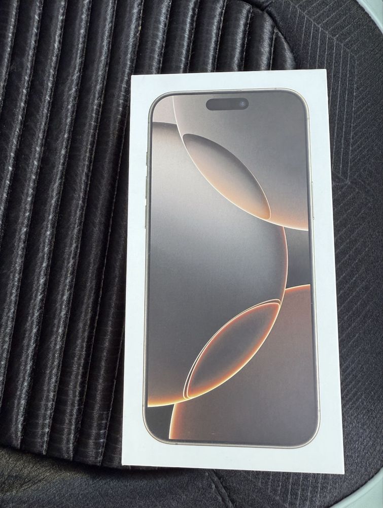 iPhone 16 Pro Max