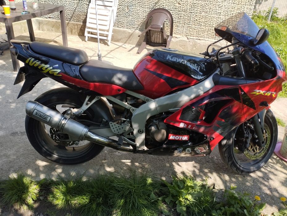Kawasaki Ninja Zx6R: Vând/schimb cu alta motocicleta preferabil Honda!