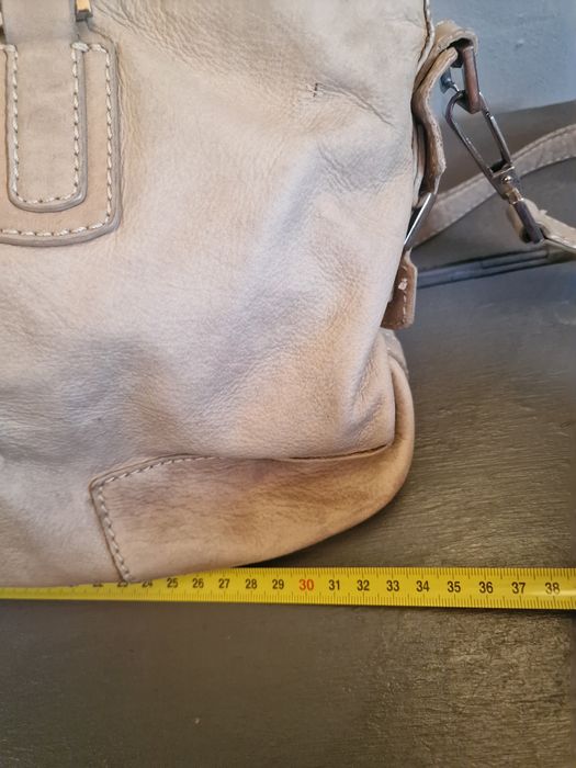 Стилна дамскачанта от естествена кожа