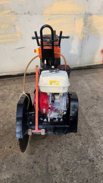 masina taiat beton / asfalt cu disc de 500 mm