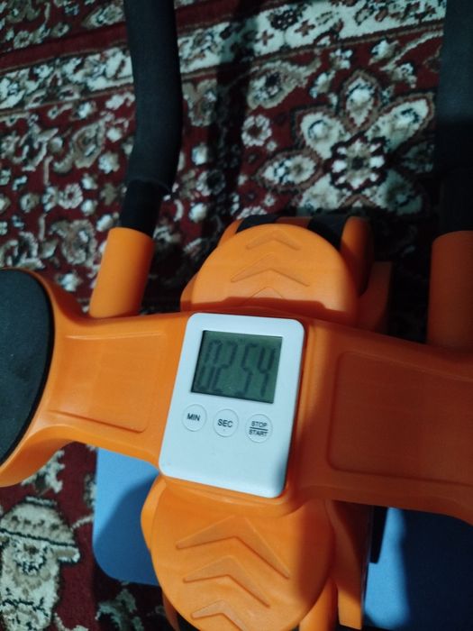 Press uchun trenajyor apparat