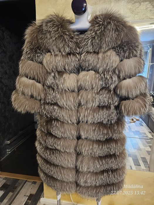 Vând haina blana naturala 6 in 1