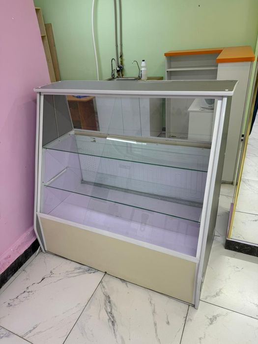 Витринный холодильник