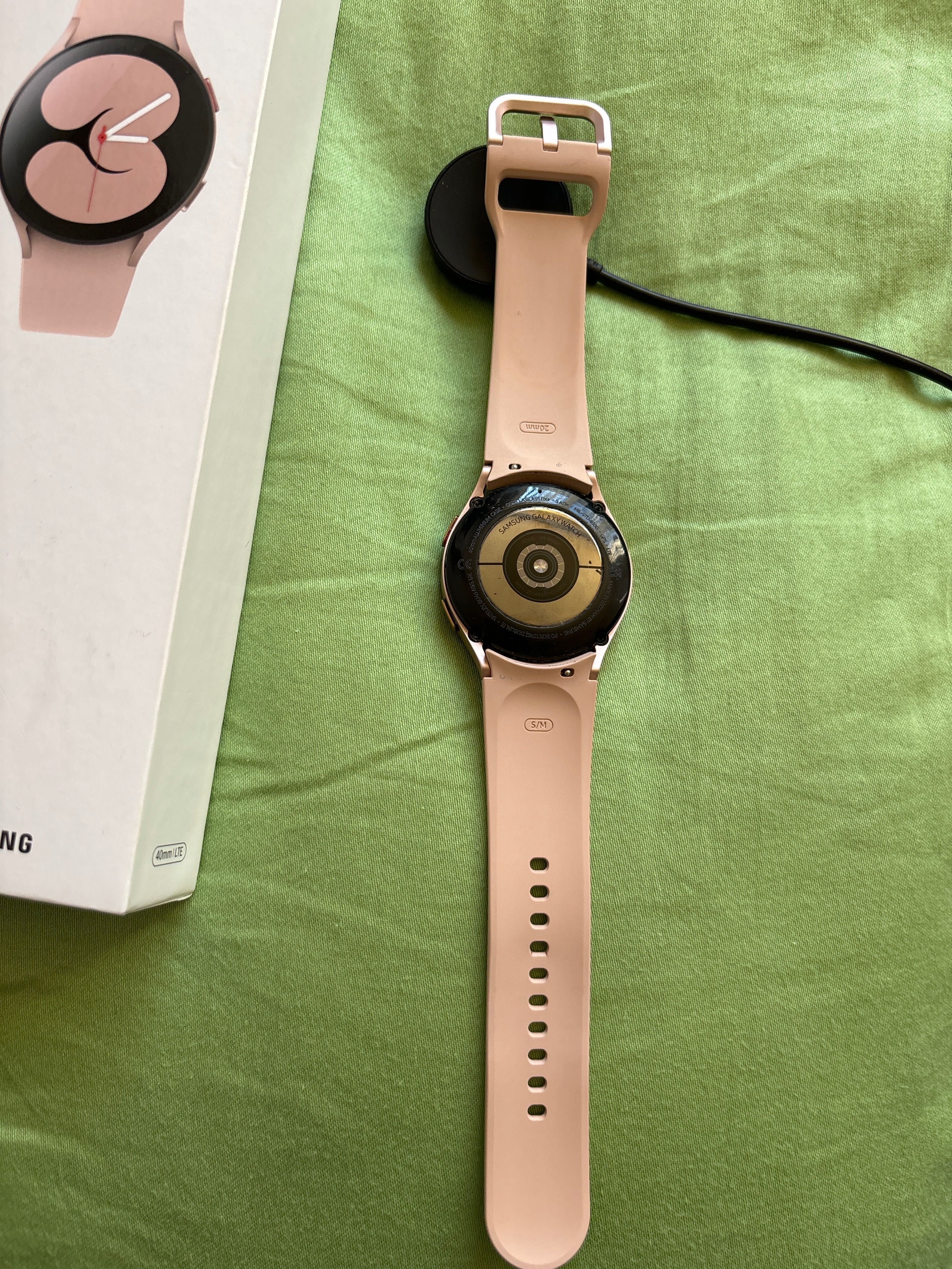 Samsung Galaxy Watch 4 (40mm) pink