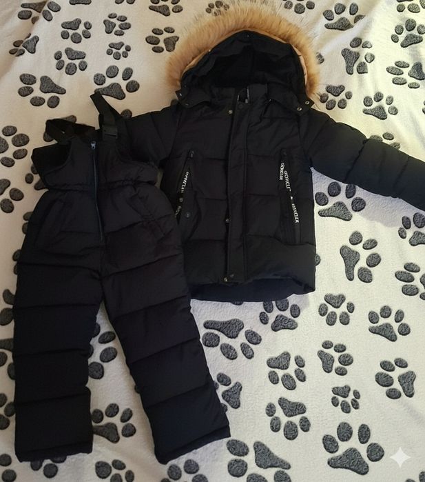 Продам зимний раздельный комбез детский