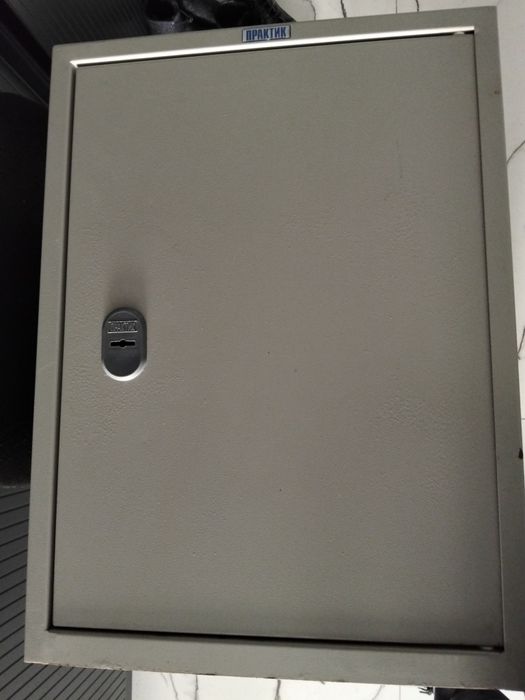 Продам сейф, железный шкаф