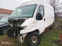 Продавам peugeot boxer на части