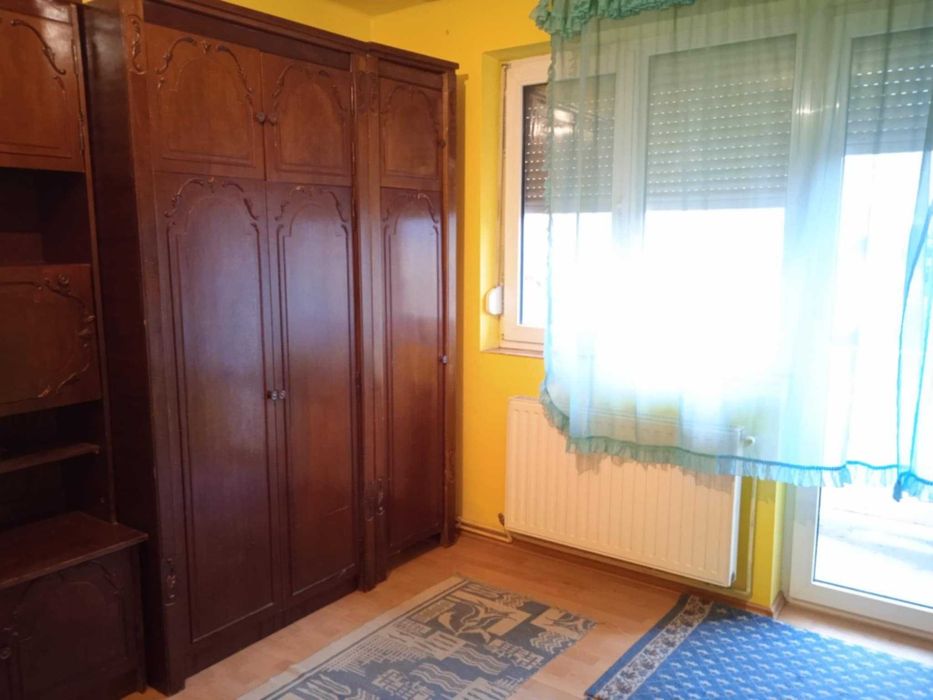 apartament cu 2camere etaj1 decomandat Carei