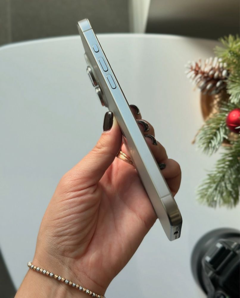 iPhone 15 Pro Max 256 GB 92%Yomkost