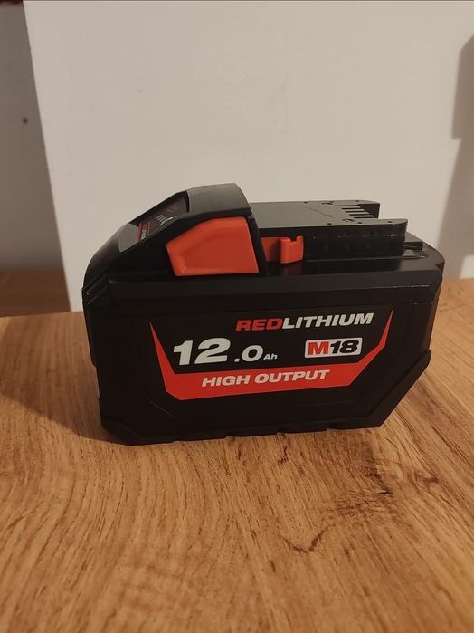 Acumulatori Milwaukee 12 Ah