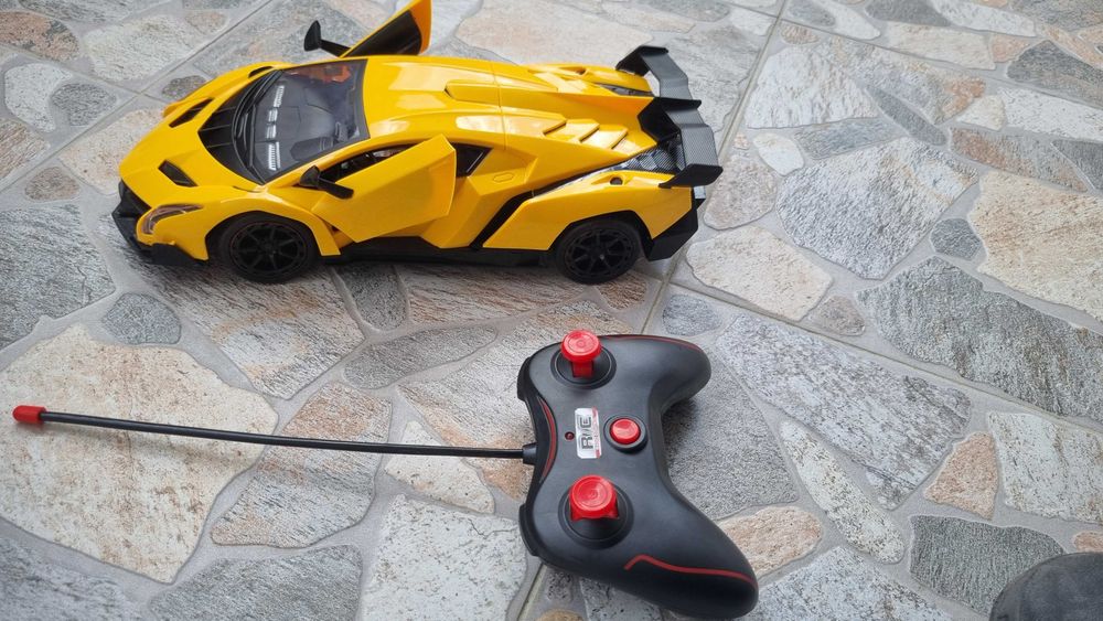Детска играчка с дистанционно управление Lamborghini Veneno