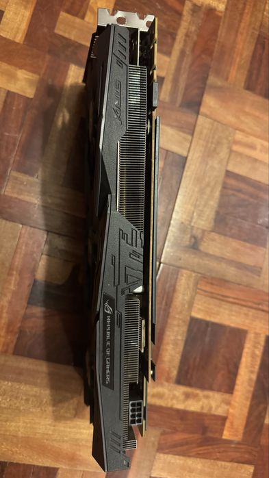 Видеокарта ASUS  ROG  Strix  GeForce  GTX 1070  8GB