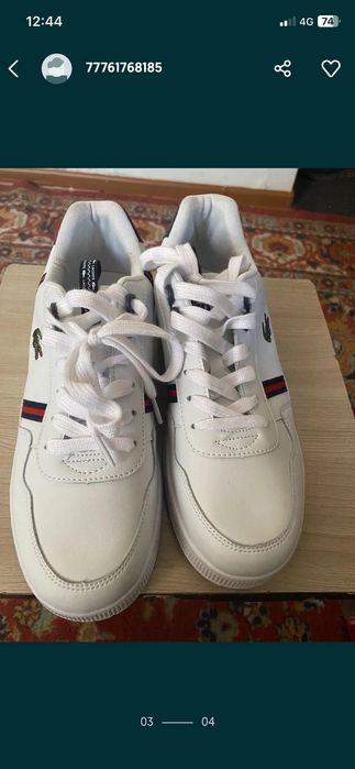 Срочно продам кроссовки лакоста