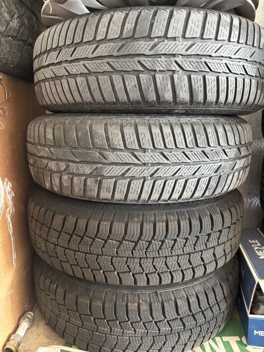 Зимни гуми със джанти  165/70R14 за Пежо