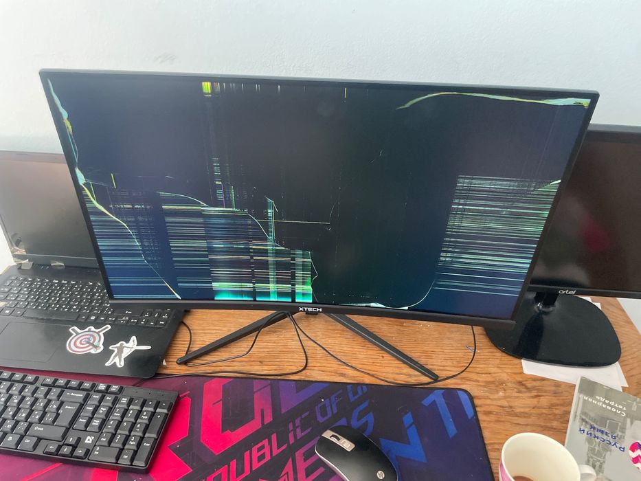 (обмен) XTECH Сломанна матрица 24 дюйма